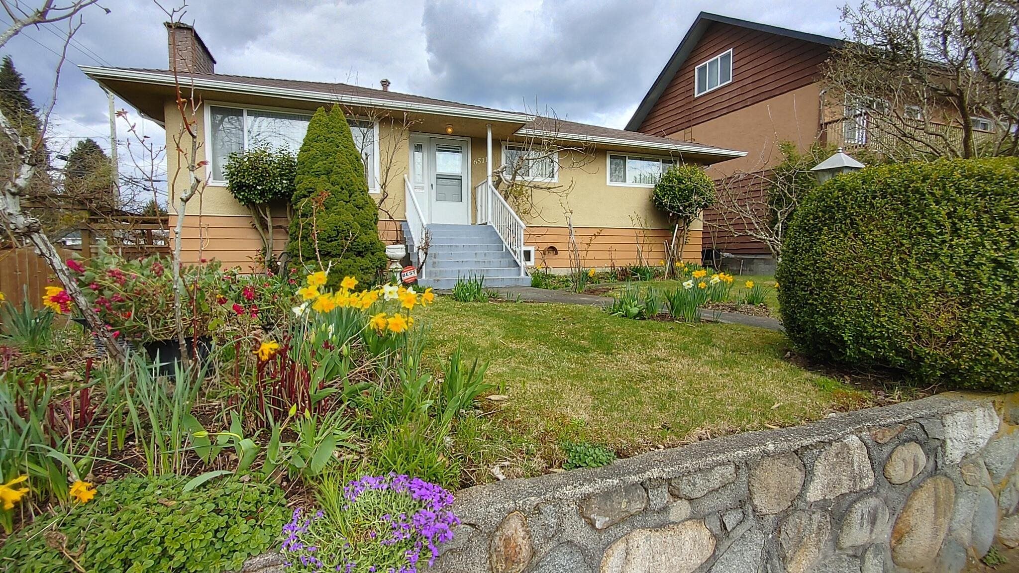 I have sold a property at 6511 KITCHENER ST in Burnaby
